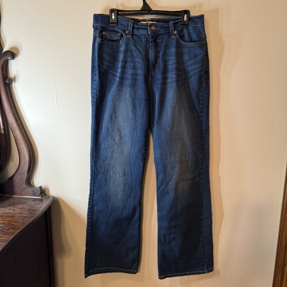 Levi's Blue Boot Cut Jeans Classic Denim Style - Picture 1 of 6